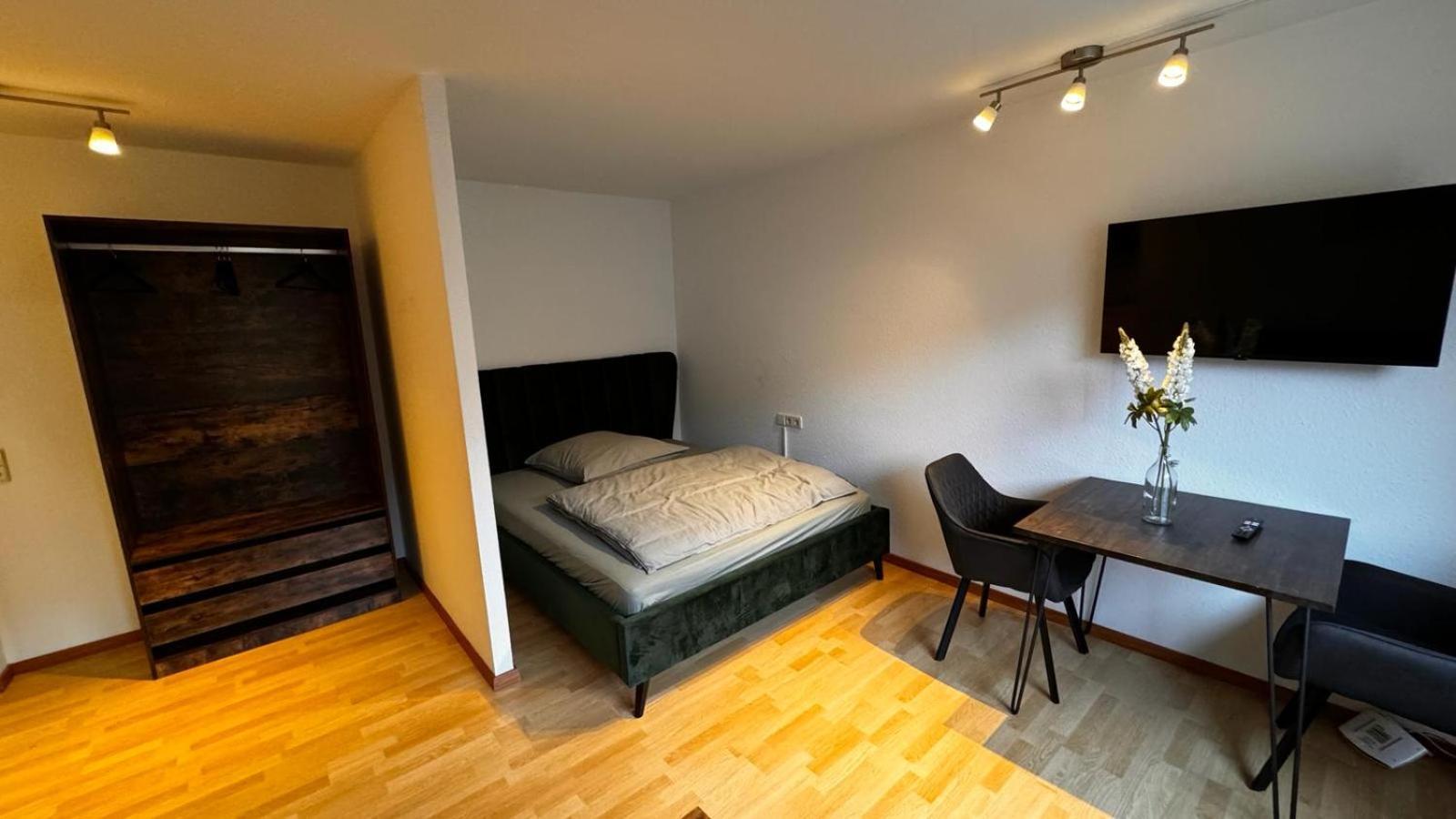 24 Im Lehenviertel Apartment